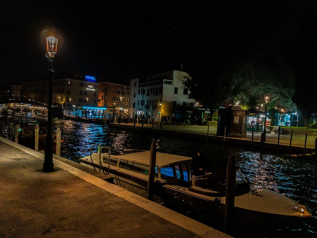 Reflective Canal